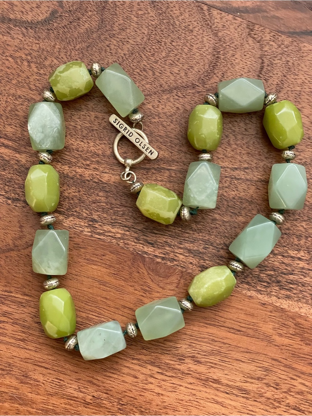 Vintage Jewelry - Feed Me Grapes & Make Me Whine 6 Piece Bundle - Picture 9 of 10
